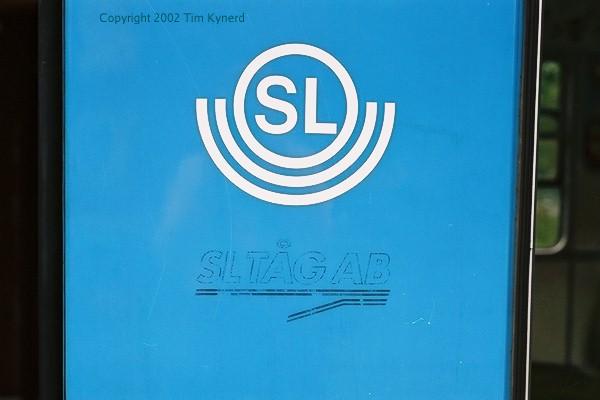 Solsidan, logos on train