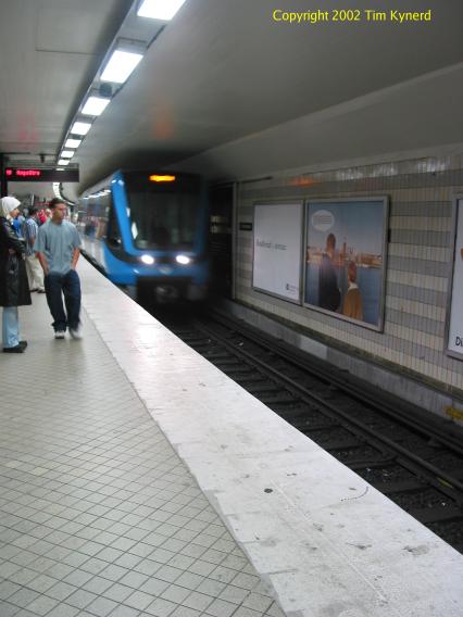 T-Centralen, southbound train on line 19