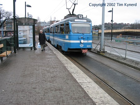 Liljeholmen, A30/B30 train