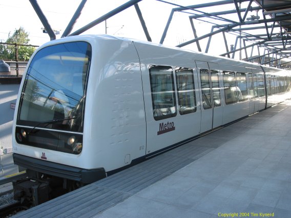 Metro train at Vanl&oslash;se 2