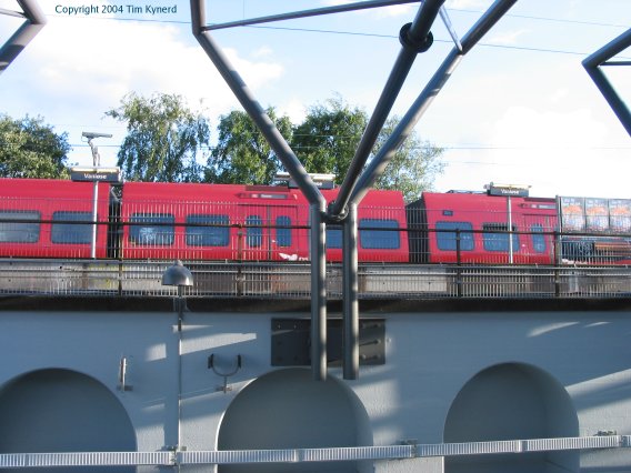 Vanl&oslash;se, S-tog about to depart