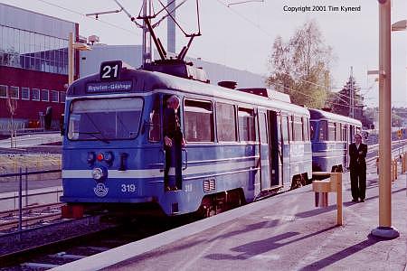 G&aring;shaga brygga, train stopped
