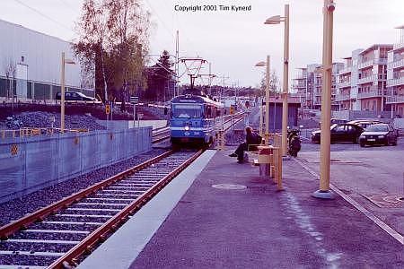 G&aring;shaga brygga, train arriving
