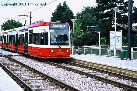 Arena, eastbound tram arriving