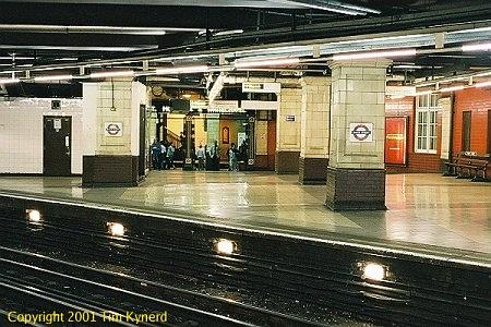 Baker Street, Met platform