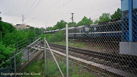 Farsta strand, southbound train arriving