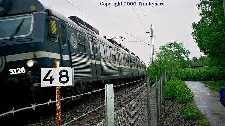 Farsta strand, northbound train passing
