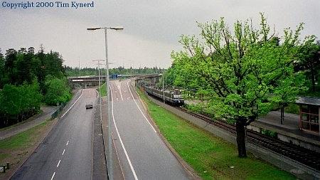 Tr&aring;ngsund, northbound train leaving
