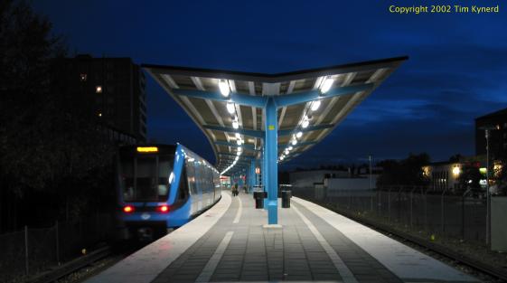 K&auml;rrtorp, twilight with southbound train leaving