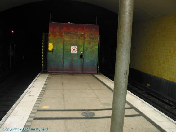 Medborgarplatsen, north end of platform