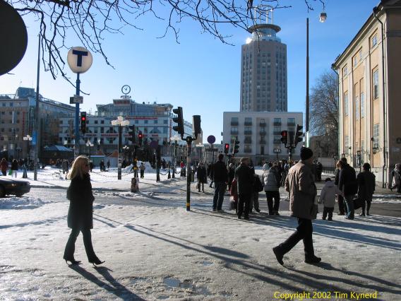 Medborgarplatsen, up on the street