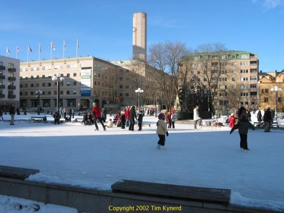 Medborgarplatsen, the square